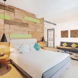 Kamaniiya Petitenget 3* Seminyak
